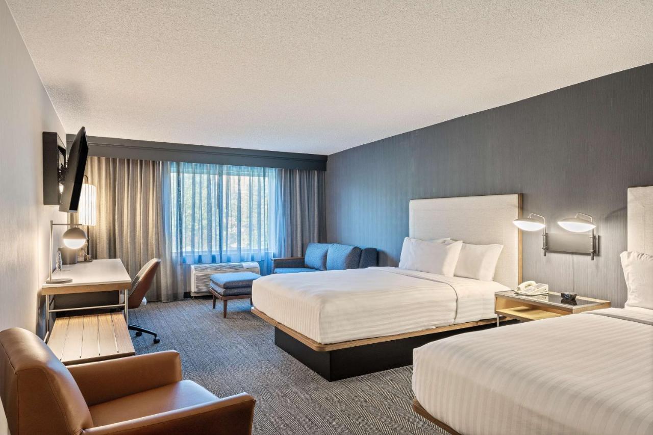 Sonesta Select Hotel Pleasant Hill
